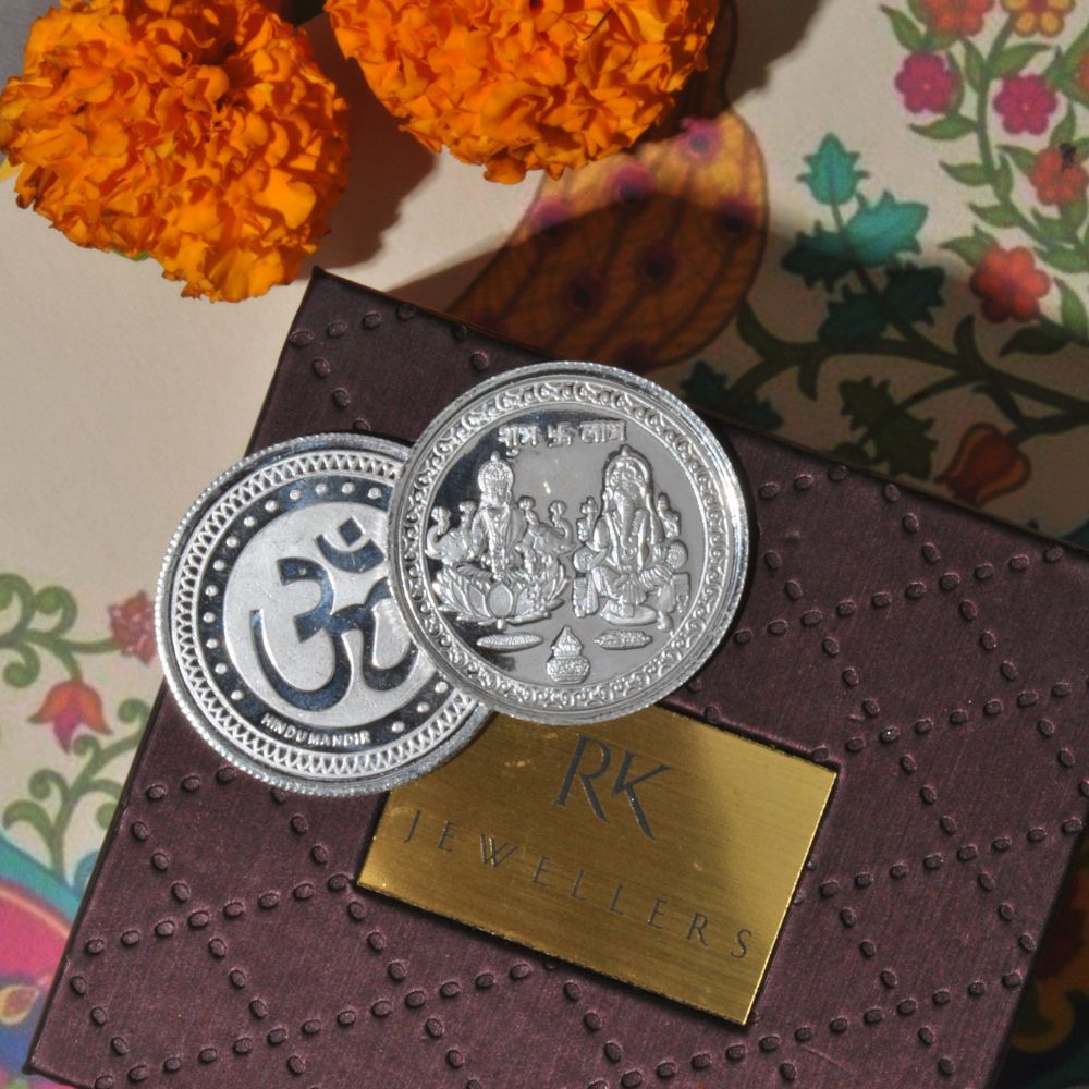 Divine Silver Coin – The Perfect Gift for This Diwali