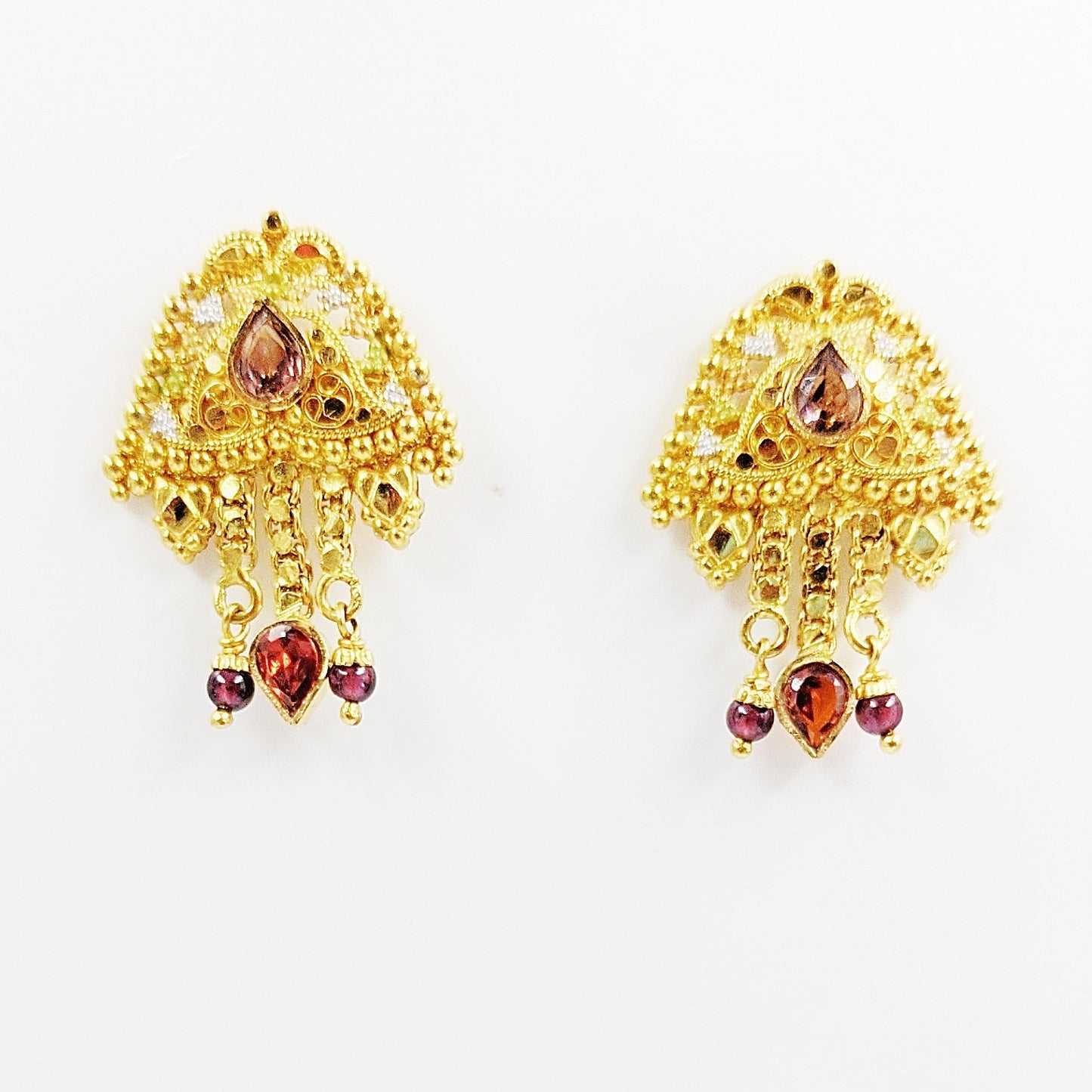 Charvi Gold Earring
