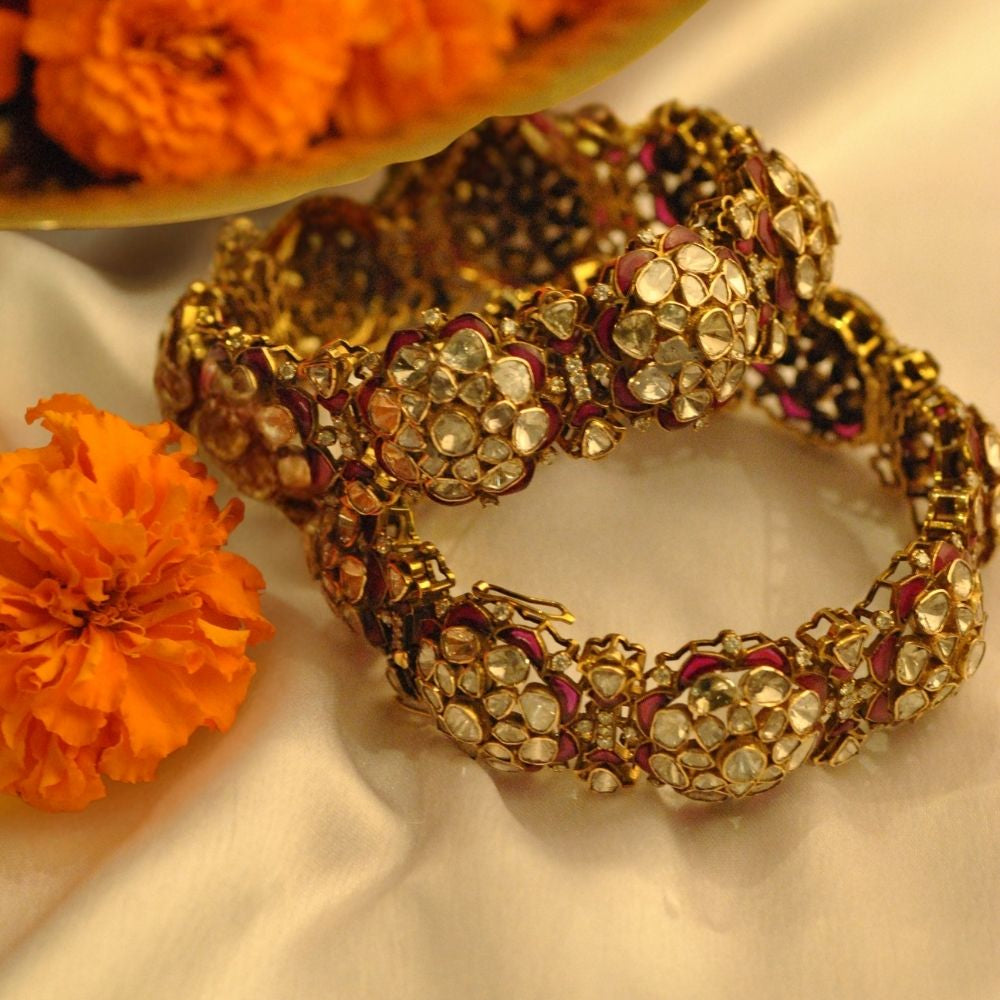 Imperial Bridal Polki Bangle in 18K Gold