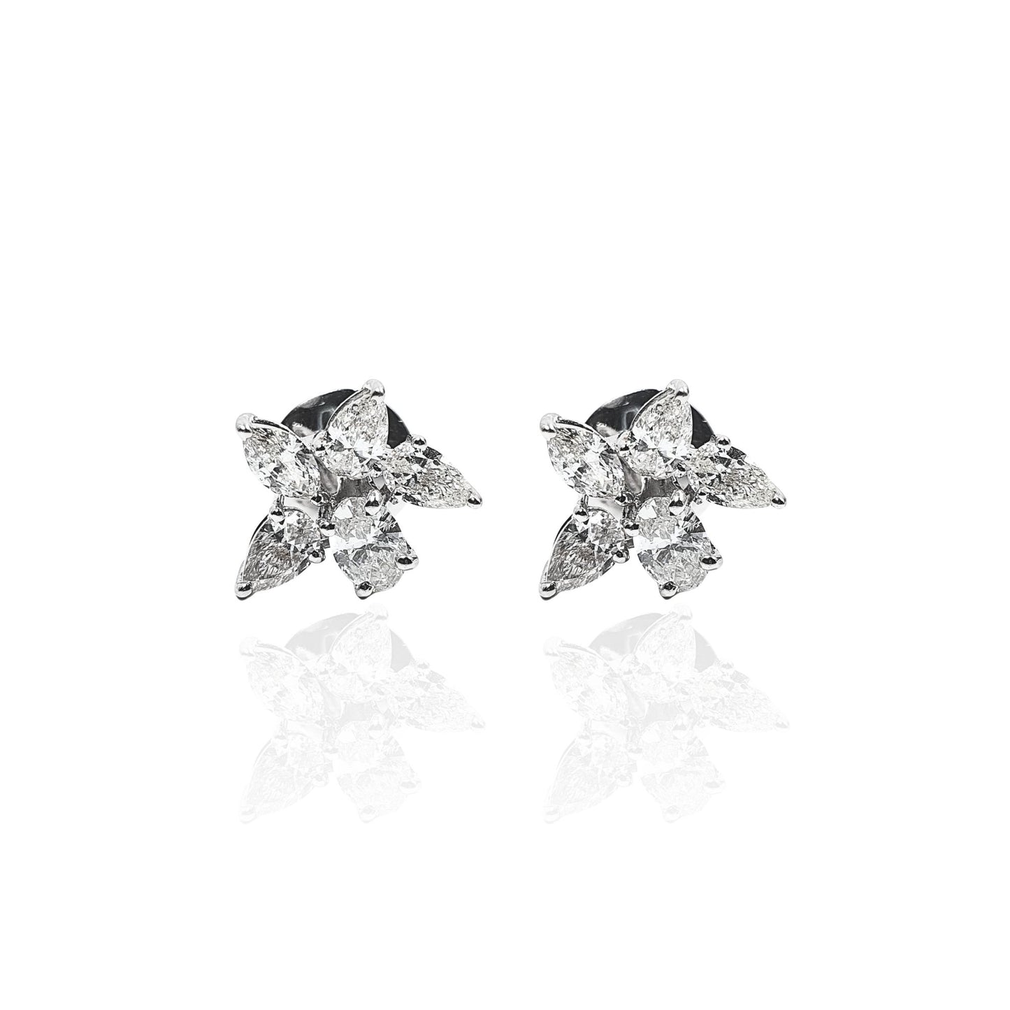 Elegant Diamond Earring