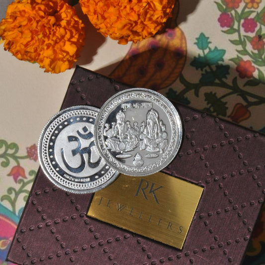 Divine Silver Coin – The Perfect Gift for This Diwali