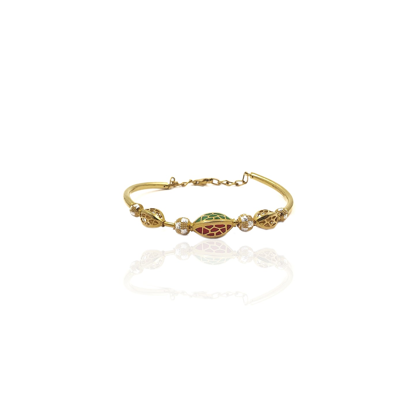 Akshita Fabulous Gold Bracelet