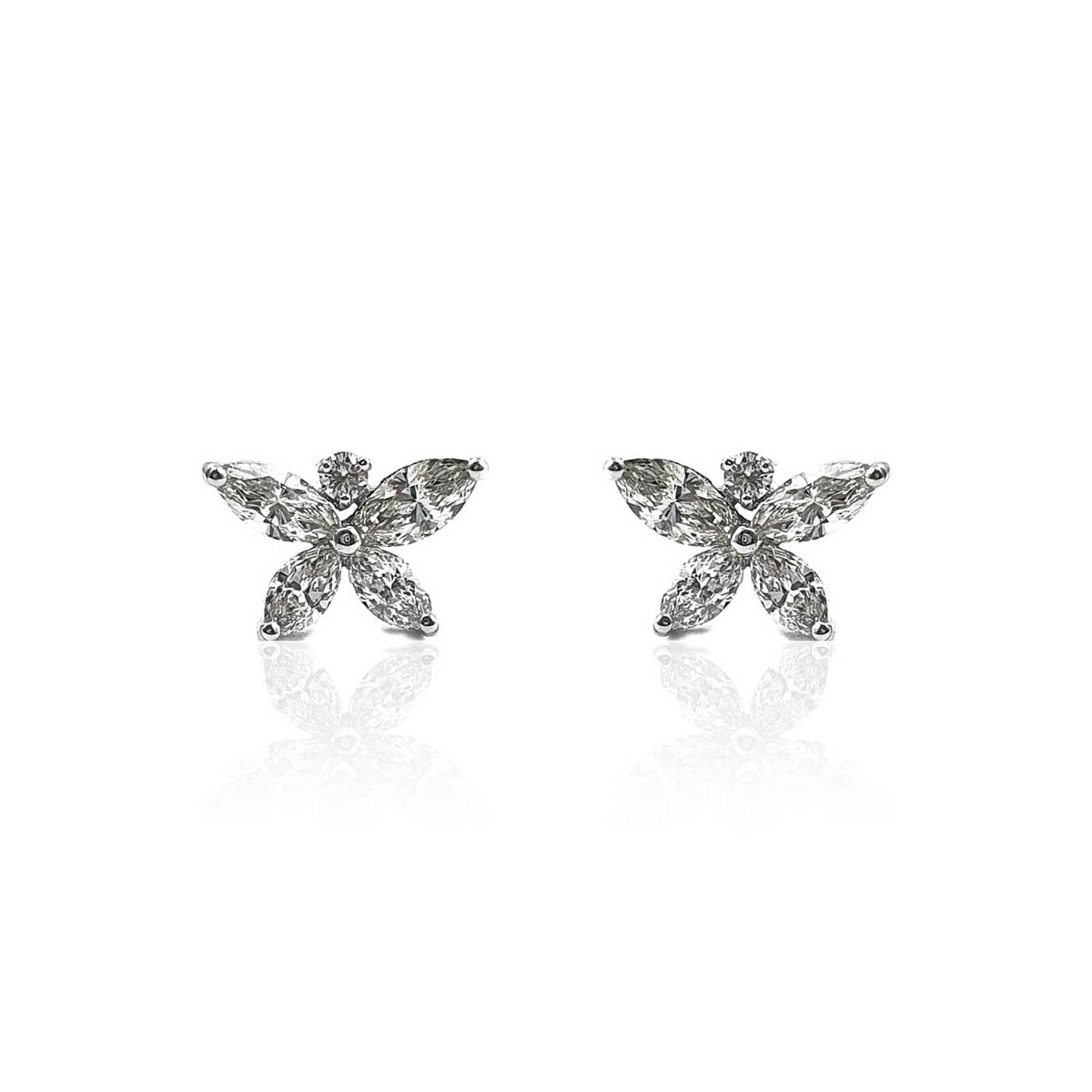 Edita Daily Wear Butterfly Inspired Diamond Earring