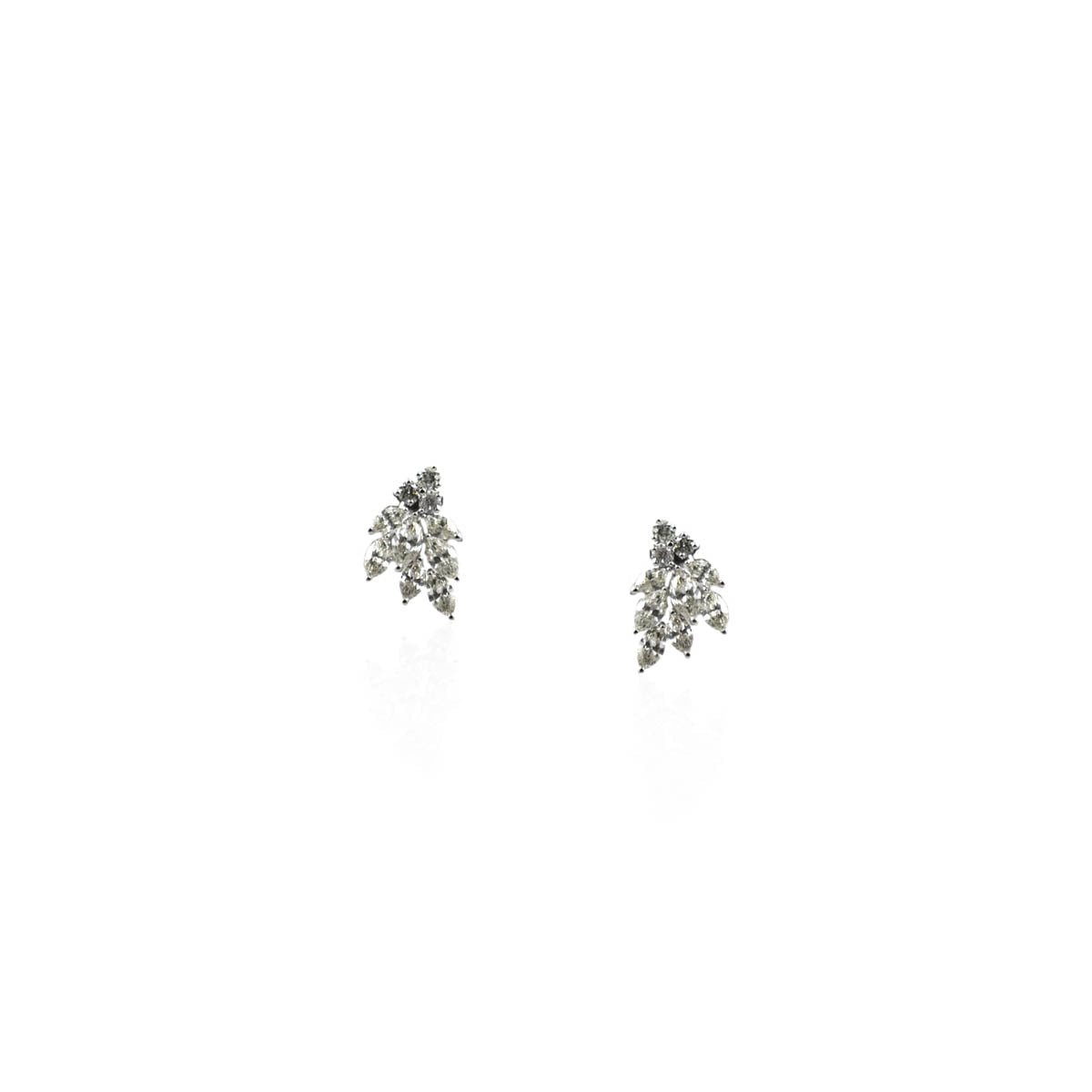 Agathe Cluster Diamond Earring