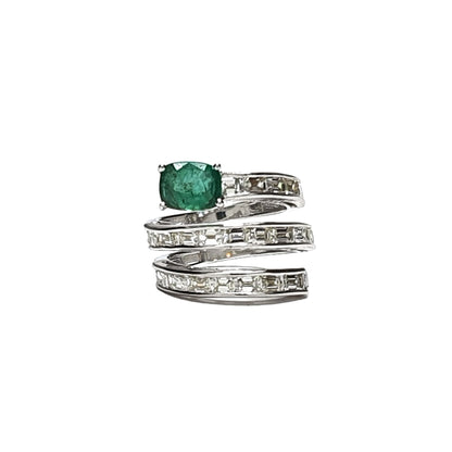 Twist of Elegance: Emerald & Diamond Spiral Ring