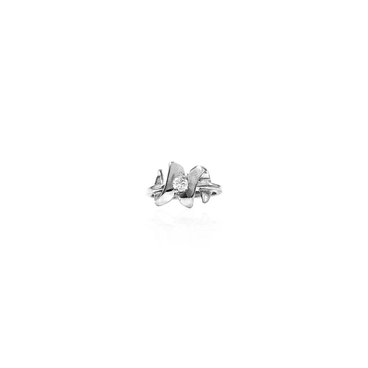 Aurora Crips Shaped Diamond Ring