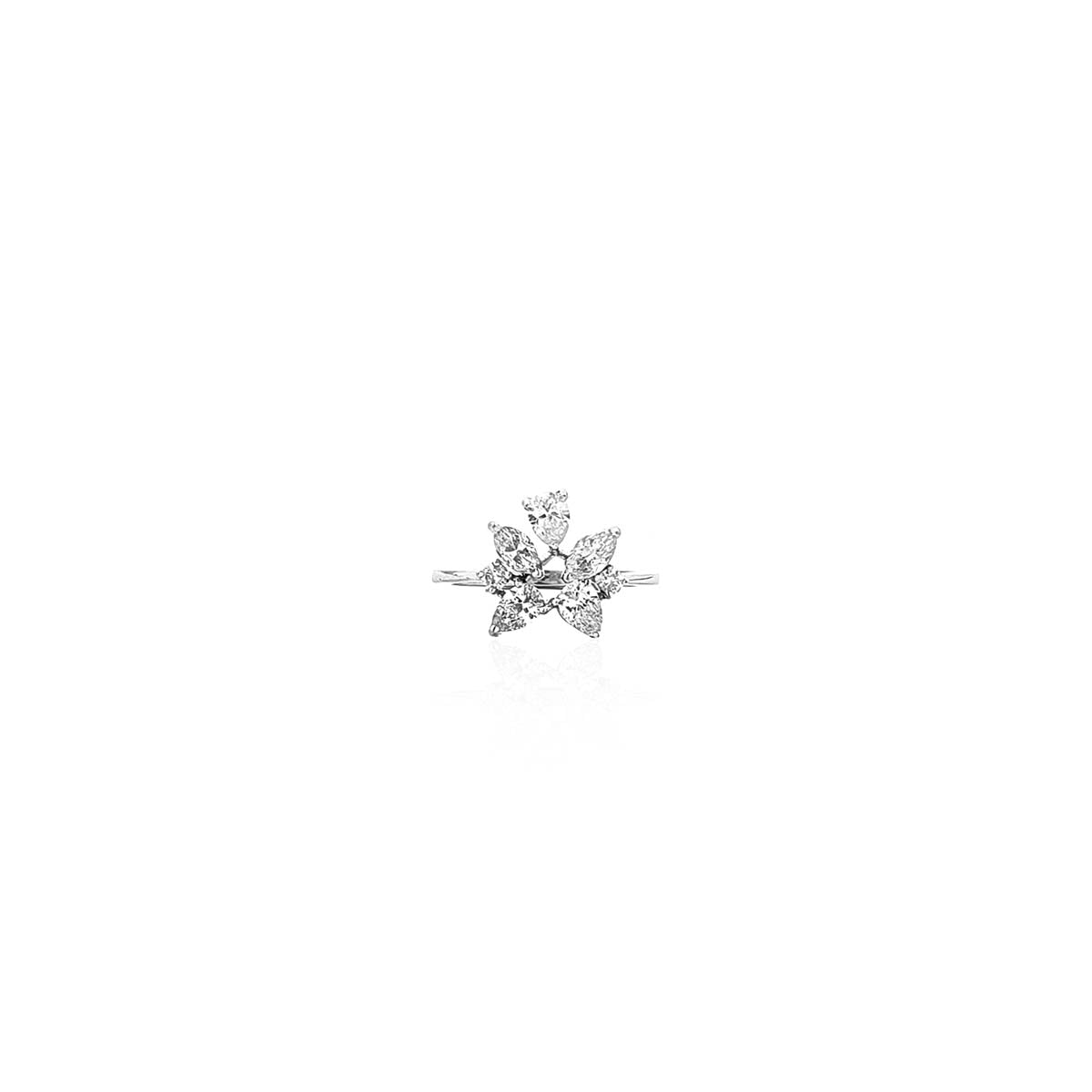 Agata Sparkling Cluster Diamond Ring