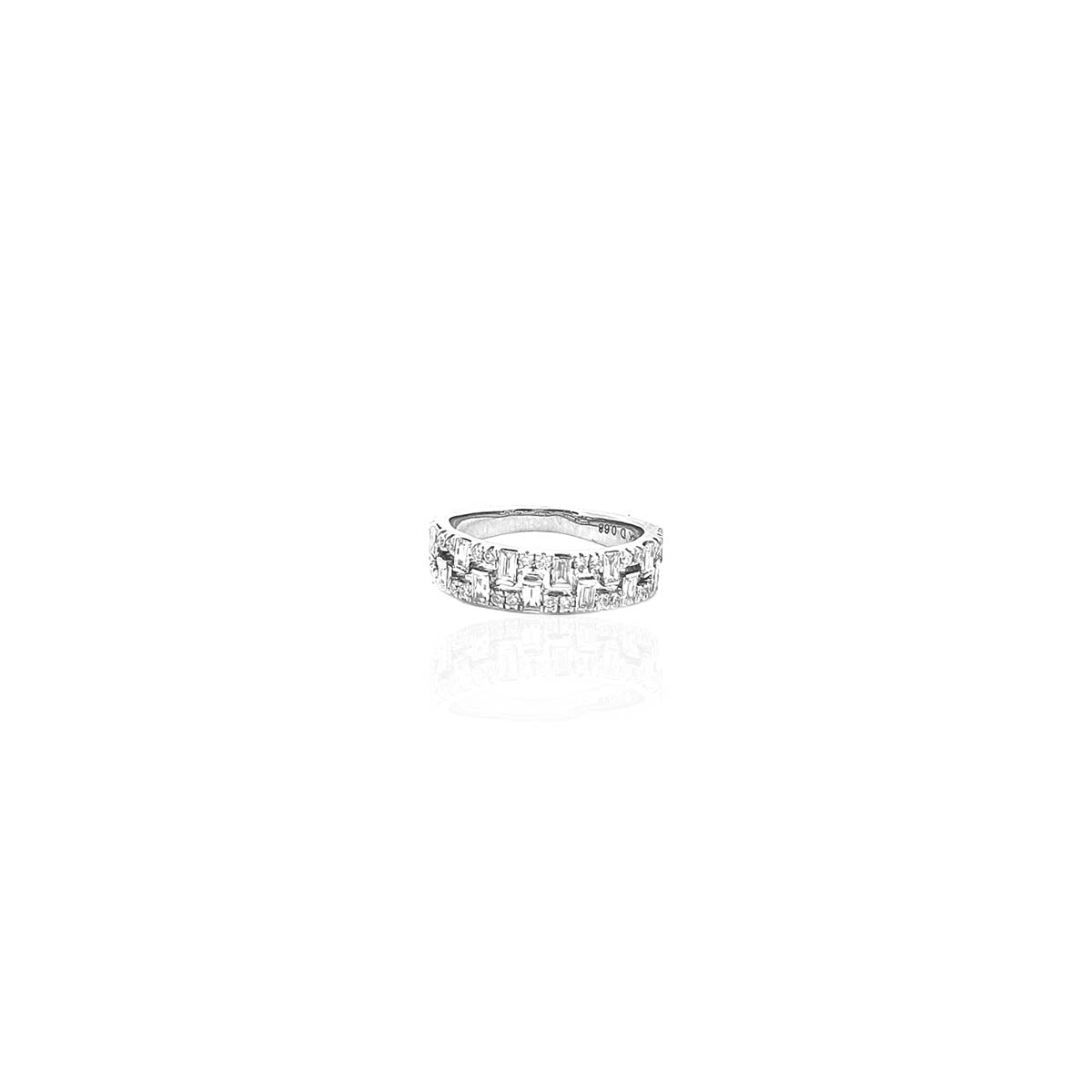 Baptiste Alluring Diamond Ring