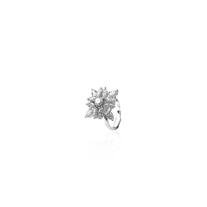 Iaicchik Voguish Cluster Diamond Ring