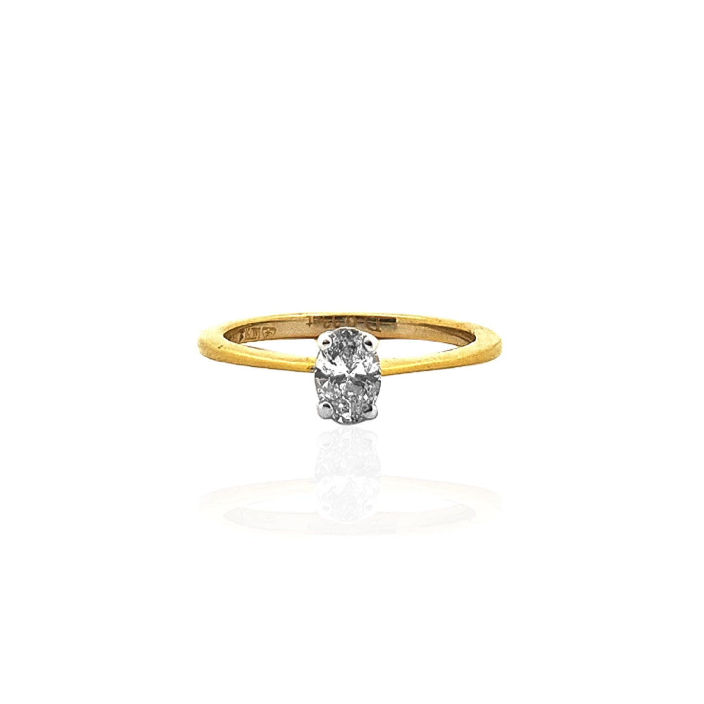 Agnella Diamond Ring