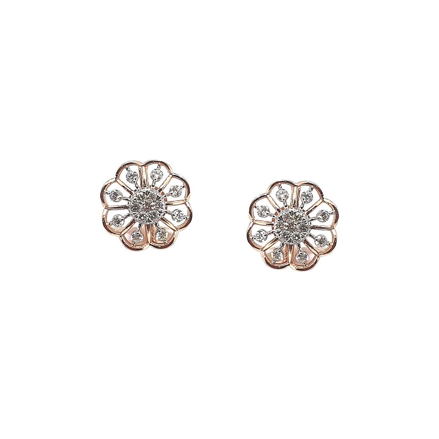 Elegant Floral Diamond Stud Earring with Sparkling Cluster Design