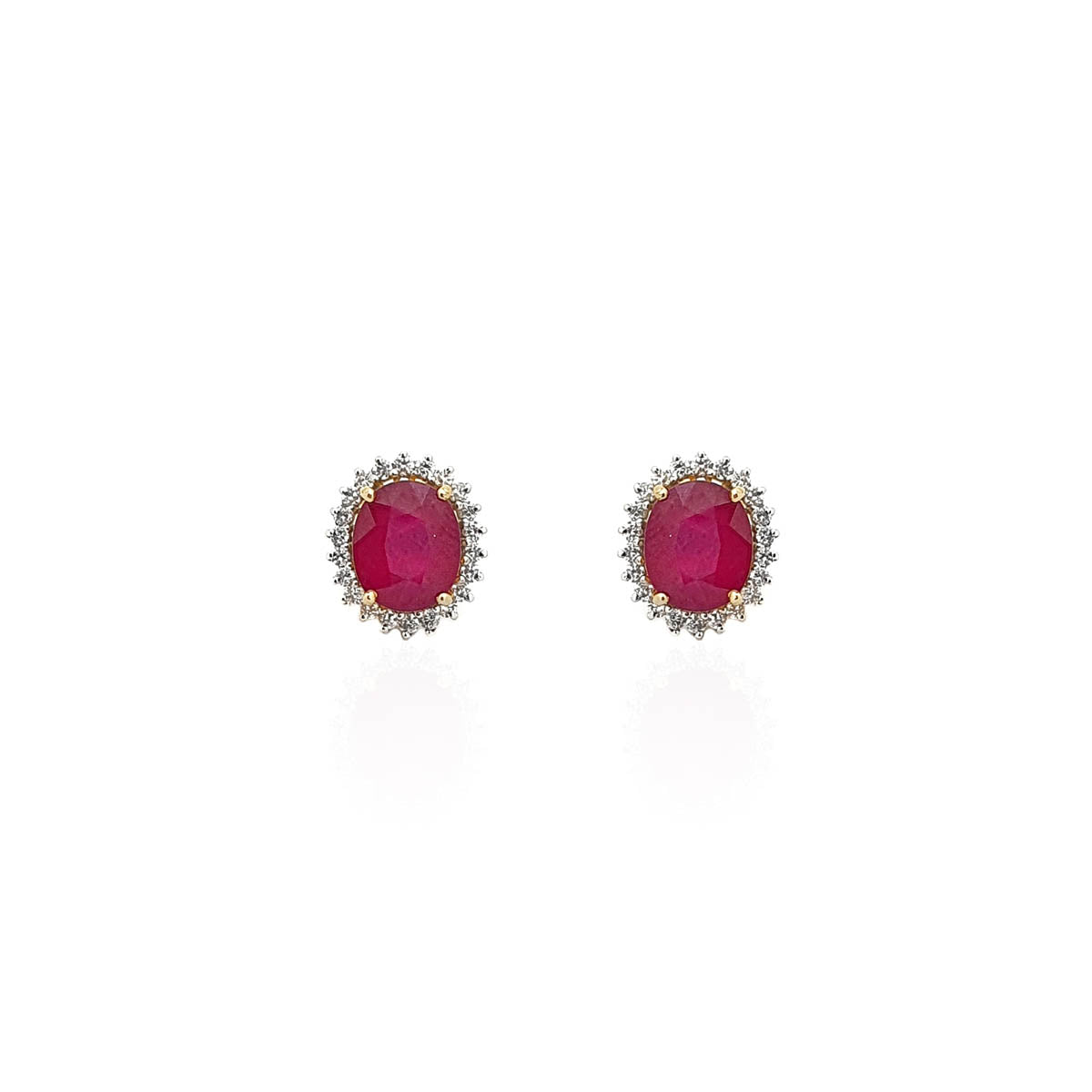 Giovana Diamond Stud Earring