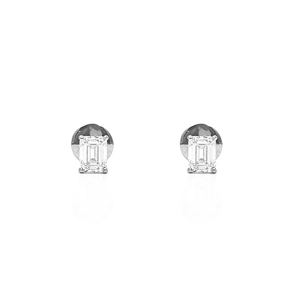 Lucia Diamond Solitaire Stud Earring