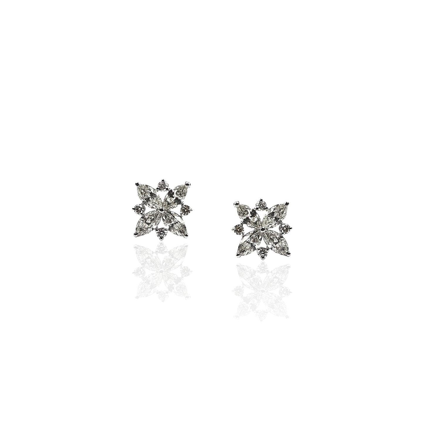 Delight Floral Diamond Earring