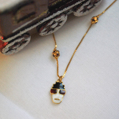 Golden Pop
Chain pandent