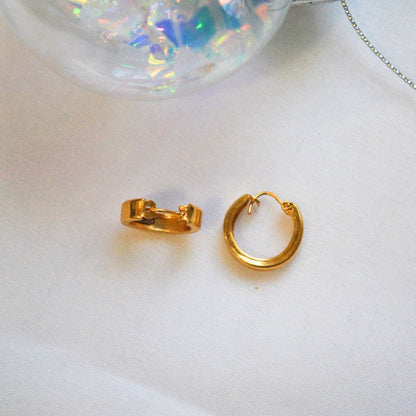 Myra 
Kids Gold Earrings