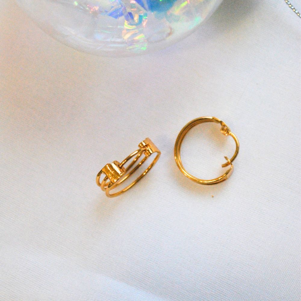Soft Shine 
gold Hoop earrings