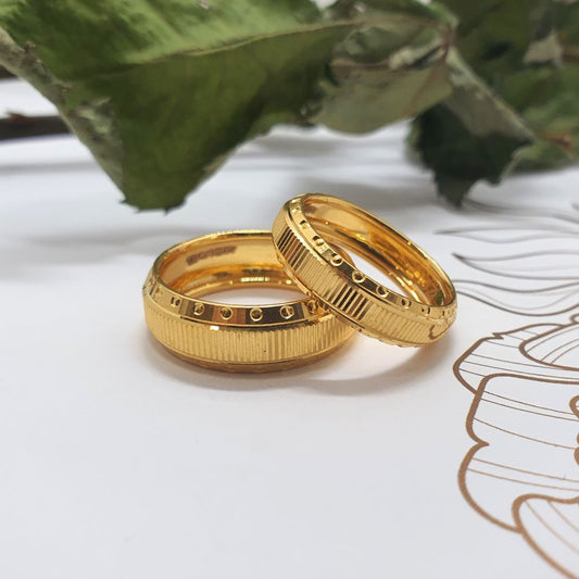 Timeless 22K Gold Couple's Rings: A Luxurious Symbol of Forever Love
