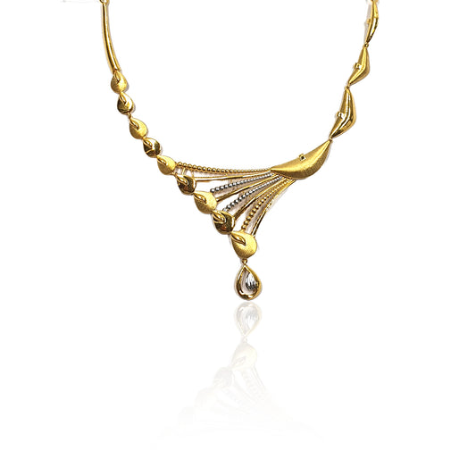 Nia Gold Necklace