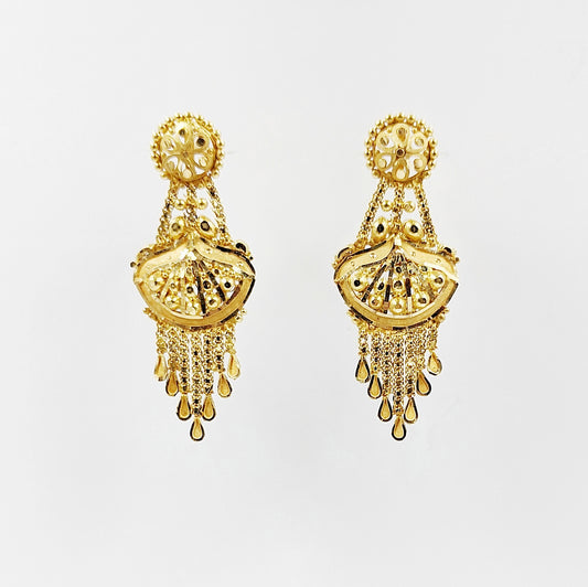 Eshani Gold Earring
