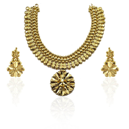 Aamani Gold Necklace