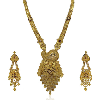 Exquisite Gold Necklace Set