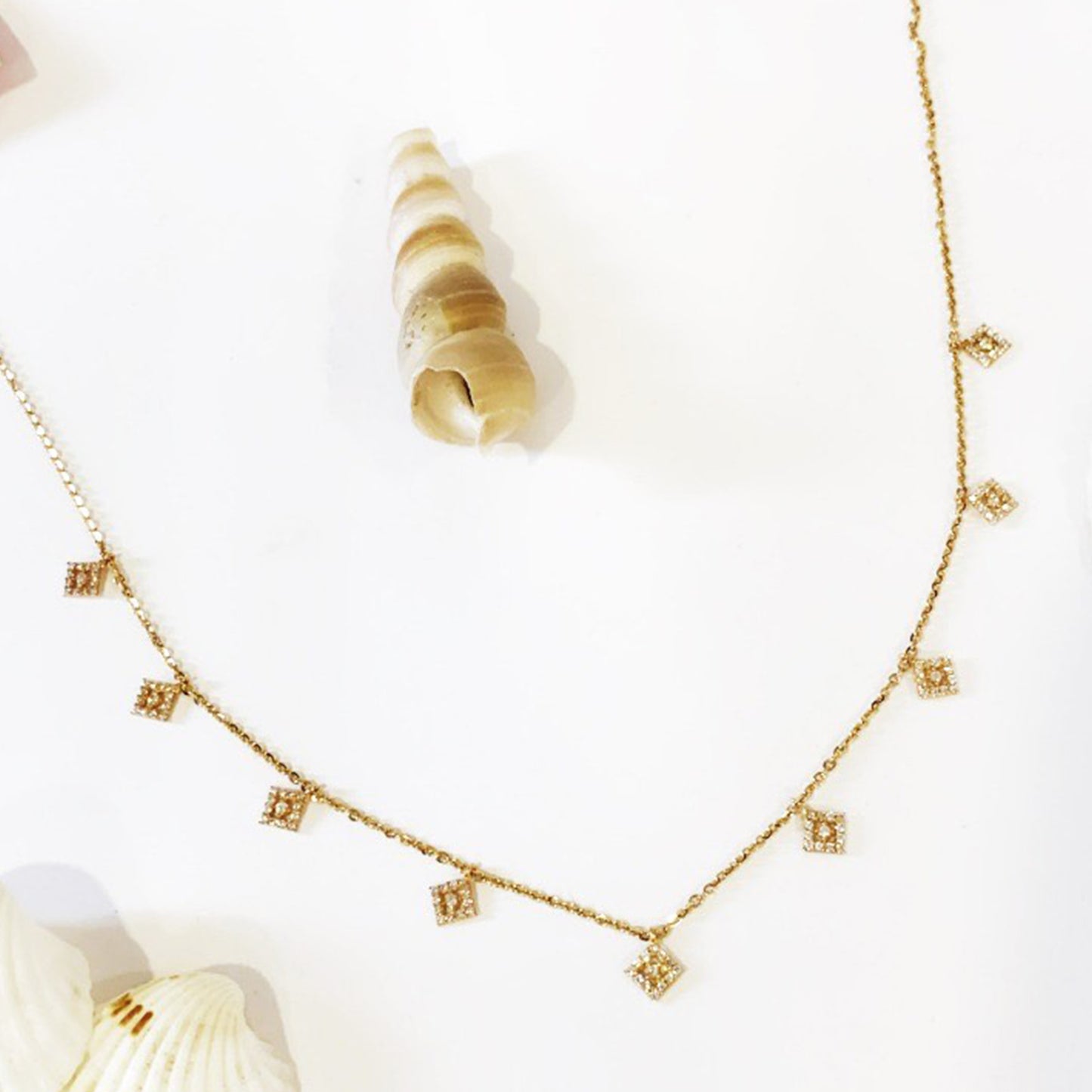 Abella Italian Gold Necklace In Hexagon Drooped Style