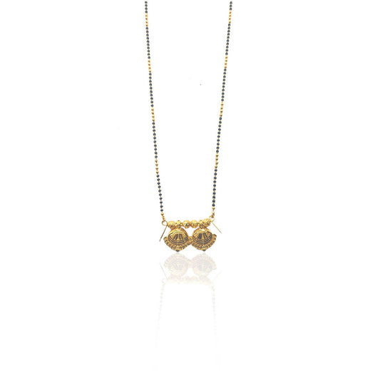 Gyaana Glossy Gold Mangalsutra