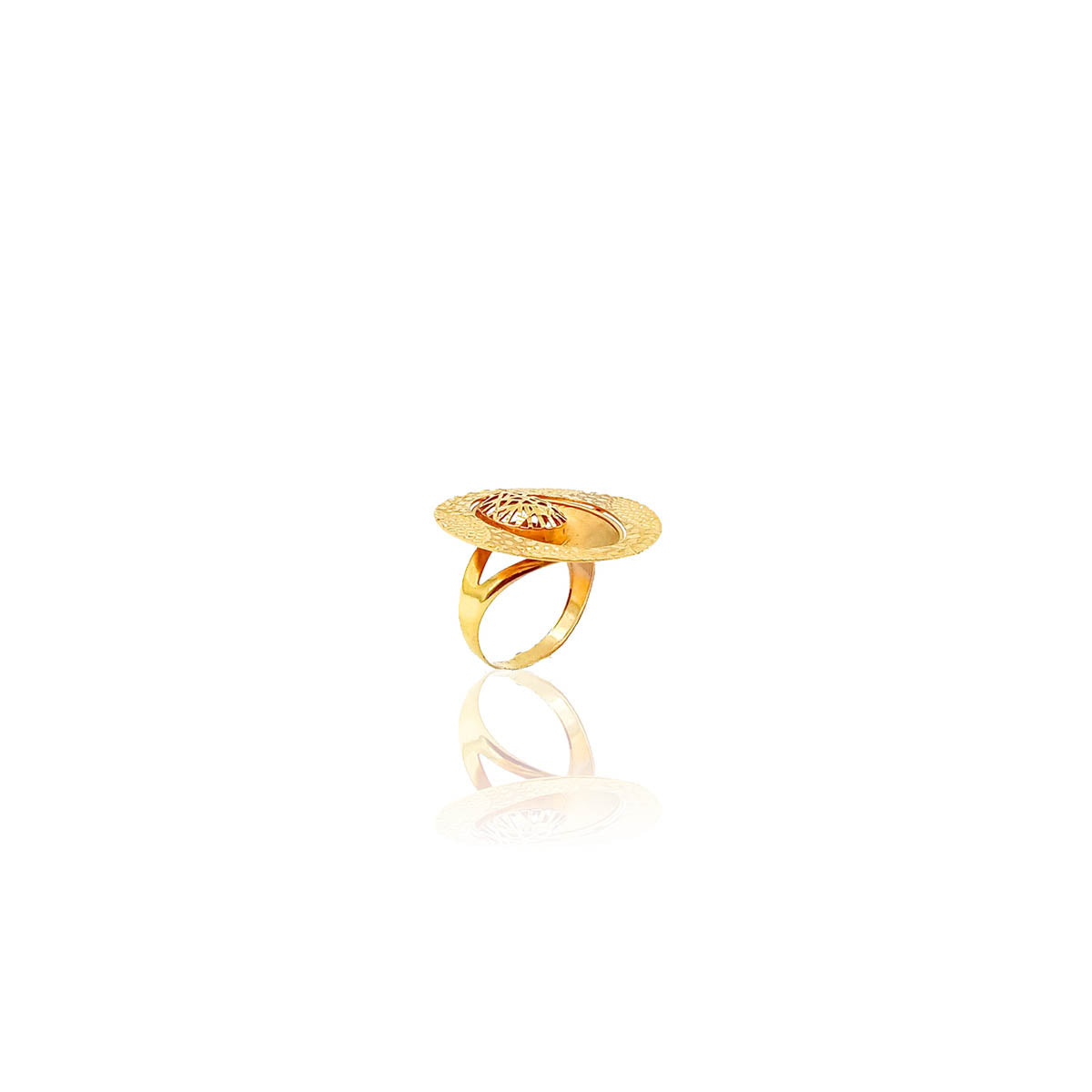 Auda Cocktail Gold Ring