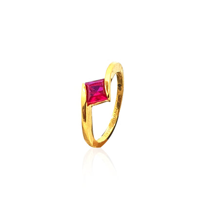 Rosy Rhombus Gold Ring