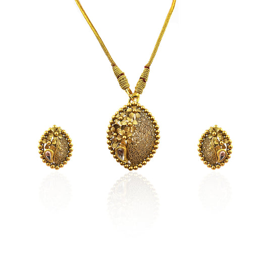 Amita Glamours Gold Pendant Set