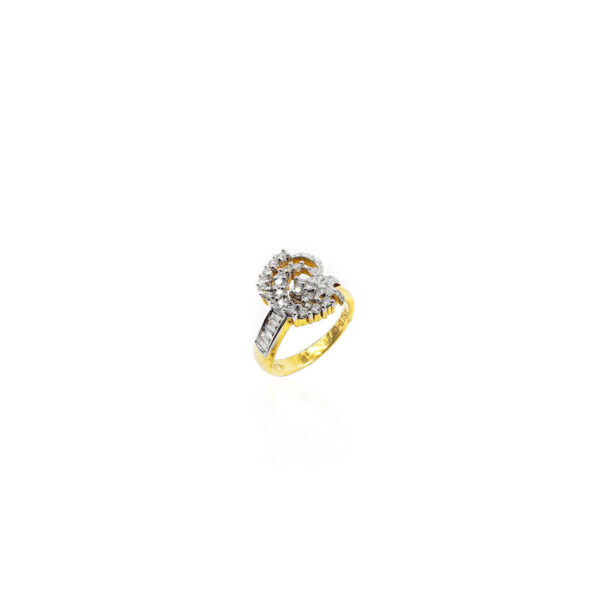 Lab Diamond Engagement Ring, 18K Solid Gold, Romantic Ring For Women –  peardedesign.com